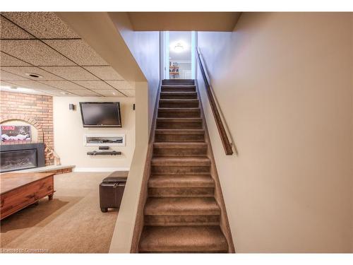 15 Hawthorne Road, Cambridge, ON - Indoor Photo Showing Other Room