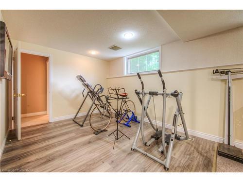 15 Hawthorne Road, Cambridge, ON - Indoor Photo Showing Gym Room