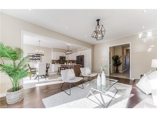 414 Wild Calla Street, Waterloo, ON - Indoor Photo Showing Living Room