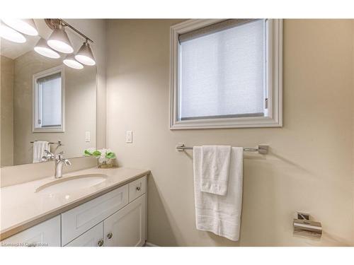 414 Wild Calla Street, Waterloo, ON - Indoor Photo Showing Bathroom