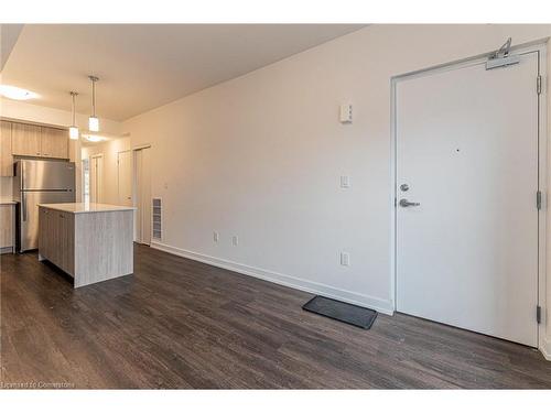 E2-20 Palace Street, Kitchener, ON - Indoor Photo Showing Kitchen