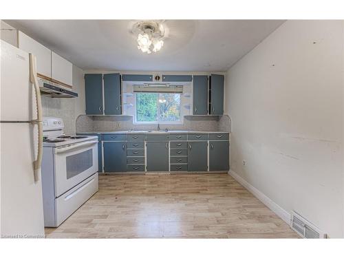 153 Middletown Road, Flamborough, ON - Indoor Photo Showing Kitchen