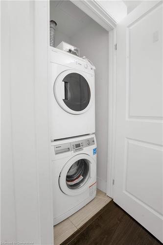 114-155 St Leger Street, Kitchener, ON - Indoor Photo Showing Laundry Room