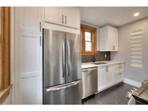 96 Spruce Street, Cambridge, ON - Indoor Photo Showing Kitchen