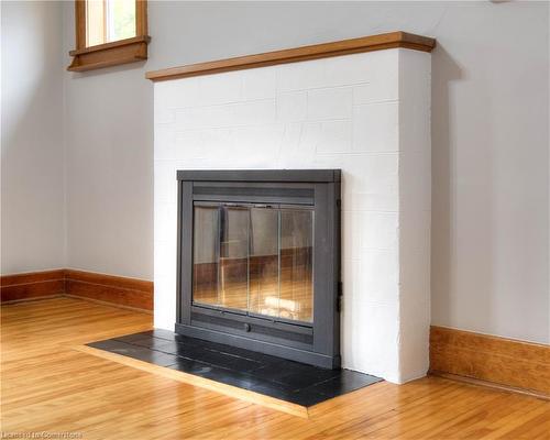 96 Spruce Street, Cambridge, ON - Indoor Photo Showing Other Room With Fireplace