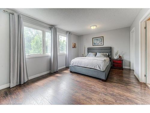 22-105 Pinnacle Drive, Kitchener, ON - Indoor Photo Showing Bedroom