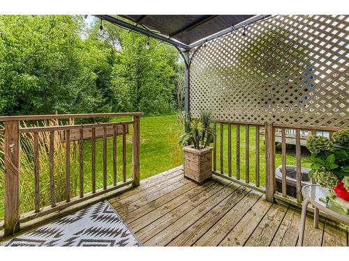 22-105 Pinnacle Drive, Kitchener, ON - Outdoor With Deck Patio Veranda With Exterior