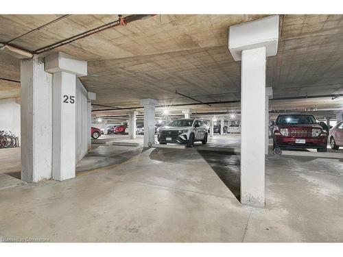 805-255 Keats Way, Waterloo, ON - Indoor Photo Showing Garage