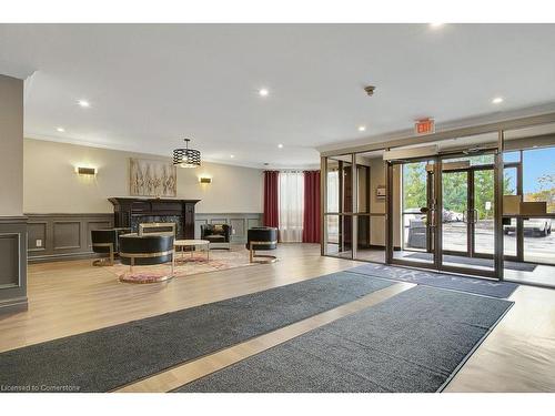 805-255 Keats Way, Waterloo, ON - Indoor With Fireplace