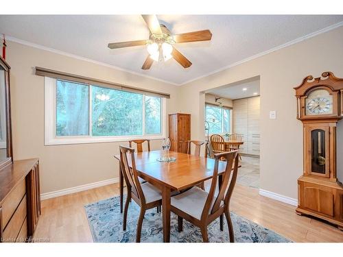 12-30 Green Valley Drive, Kitchener, ON - Indoor Photo Showing Dining Room