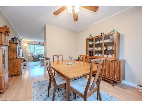 12-30 Green Valley Drive, Kitchener, ON - Indoor Photo Showing Dining Room