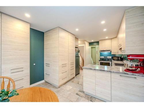 12-30 Green Valley Drive, Kitchener, ON - Indoor Photo Showing Kitchen