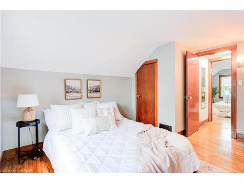 481 Huron Street, Woodstock, ON - Indoor Photo Showing Bedroom