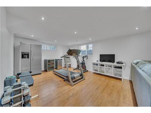 15 Yarrow Court, Kitchener, ON - Indoor Photo Showing Gym Room