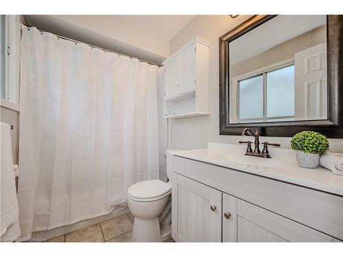 62 Medford Street, Kitchener, ON - Indoor Photo Showing Bathroom