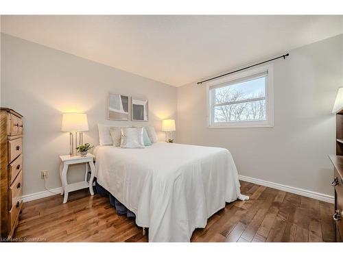 62 Medford Street, Kitchener, ON - Indoor Photo Showing Bedroom