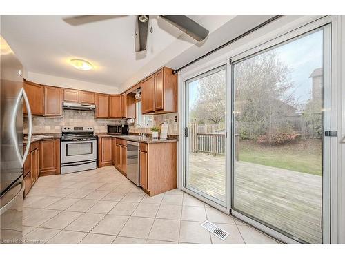 62 Medford Street, Kitchener, ON - Indoor Photo Showing Kitchen