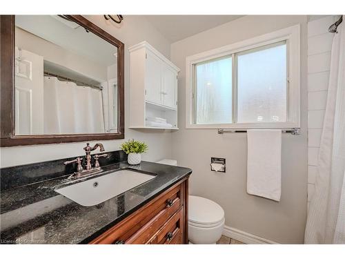 62 Medford Street, Kitchener, ON - Indoor Photo Showing Bathroom