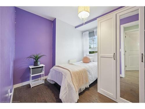 76 Phillip Avenue, Scarborough, ON - Indoor Photo Showing Bedroom