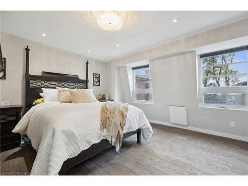 76 Phillip Avenue, Scarborough, ON - Indoor Photo Showing Bedroom