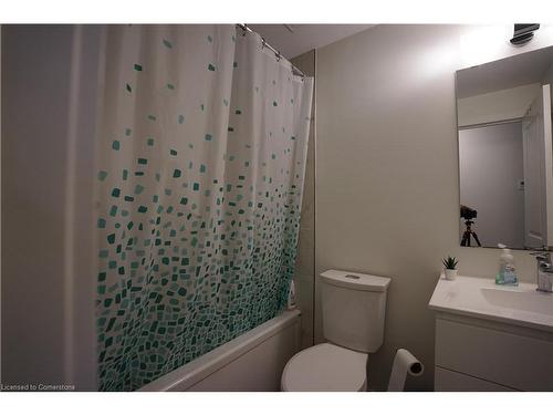 A1-405 Myers Road, Cambridge, ON - Indoor Photo Showing Bathroom