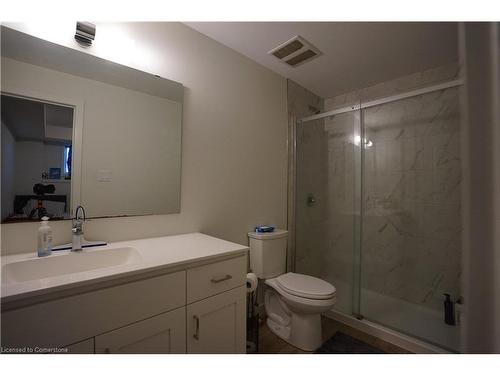 A1-405 Myers Road, Cambridge, ON - Indoor Photo Showing Bathroom