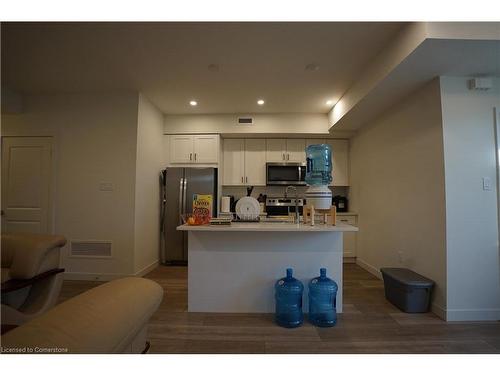 A1-405 Myers Road, Cambridge, ON - Indoor Photo Showing Kitchen