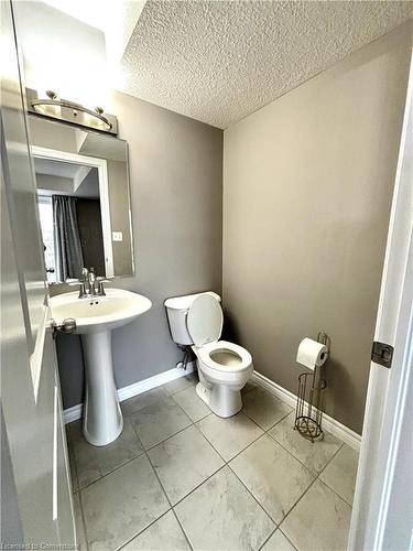 D-94-25 Sienna Street, Kitchener, ON - Indoor Photo Showing Bathroom