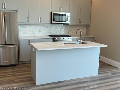 3103-60 Charles Street W, Kitchener, ON - Indoor Photo Showing Kitchen With Double Sink