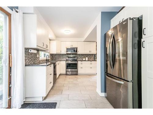 236 Ironwood Road, Guelph, ON - Indoor Photo Showing Kitchen With Stainless Steel Kitchen With Upgraded Kitchen