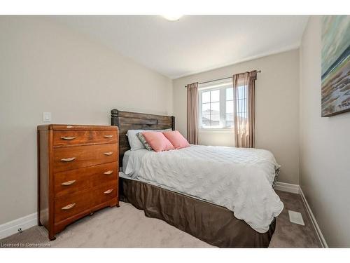 2-192 Brewery Street, Baden, ON - Indoor Photo Showing Bedroom