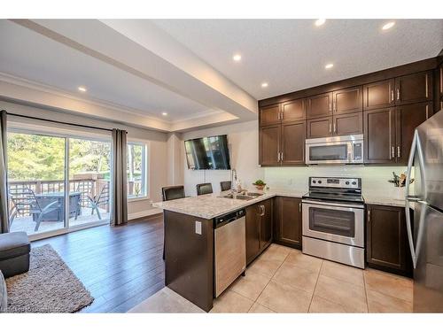 2-192 Brewery Street, Baden, ON - Indoor Photo Showing Kitchen With Double Sink