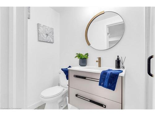 53 Deerpath Drive, Guelph, ON - Indoor Photo Showing Bathroom