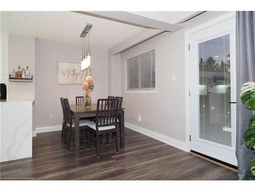 598 Pinedale Avenue, Burlington, ON - Indoor Photo Showing Dining Room