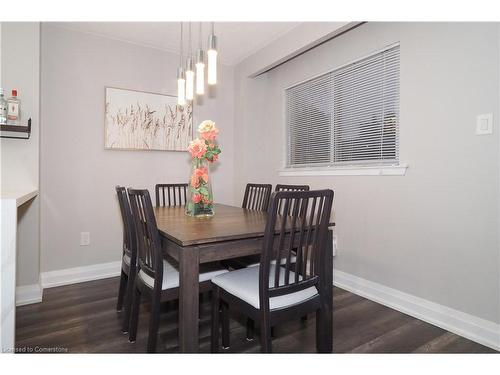 598 Pinedale Avenue, Burlington, ON - Indoor Photo Showing Dining Room