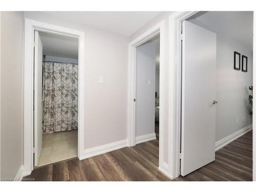 598 Pinedale Avenue, Burlington, ON - Indoor Photo Showing Other Room