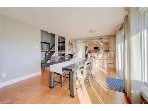 47 Manor Drive, Kitchener, ON - Indoor Photo Showing Dining Room