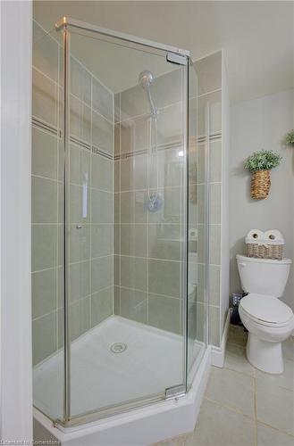 47 Manor Drive, Kitchener, ON - Indoor Photo Showing Bathroom