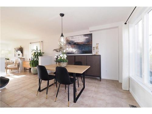 583 Victoria Road N, Guelph, ON - Indoor Photo Showing Dining Room