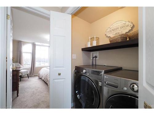 583 Victoria Road N, Guelph, ON - Indoor Photo Showing Laundry Room