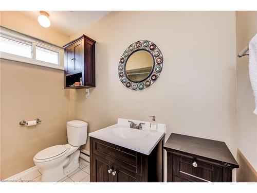 28-201 Silvercreek Parkway N, Guelph, ON - Indoor Photo Showing Bathroom