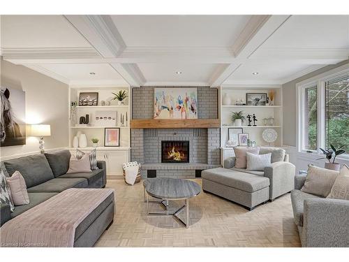 481 Regency Crescent, Waterloo, ON - Indoor Photo Showing Living Room With Fireplace