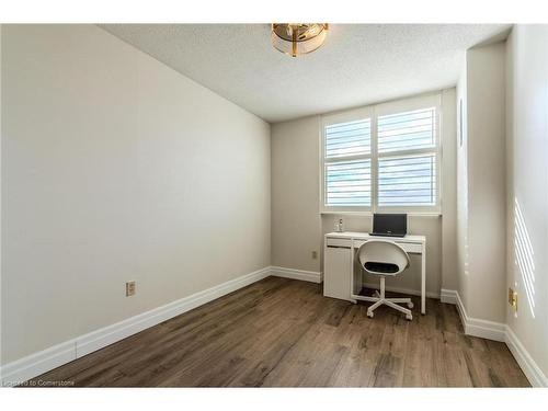 710-44 Falby Court, Ajax, ON - Indoor Photo Showing Office