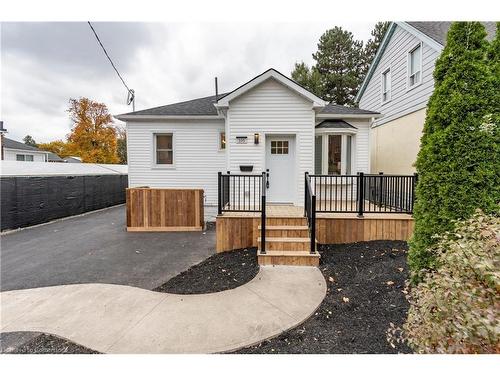 105 Lancaster Street W, Kitchener, ON - Outdoor With Deck Patio Veranda