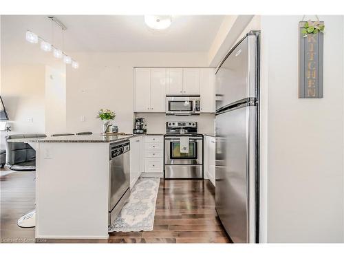 807-170 Water Street N, Cambridge, ON - Indoor Photo Showing Kitchen With Upgraded Kitchen