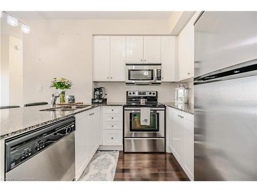 807-170 Water Street N, Cambridge, ON - Indoor Photo Showing Kitchen With Double Sink