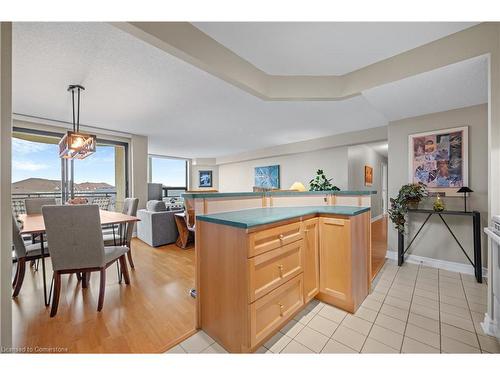 501-688 Preston Parkway, Cambridge, ON - Indoor Photo Showing Dining Room