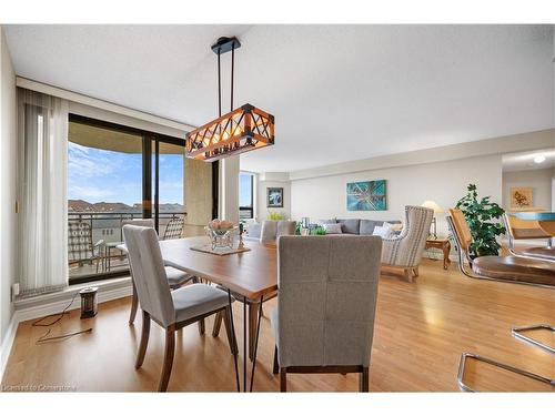 501-688 Preston Parkway, Cambridge, ON - Indoor Photo Showing Dining Room