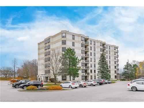 501-688 Preston Parkway, Cambridge, ON - Outdoor With Facade