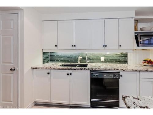 203-265 Westcourt Place, Waterloo, ON - Indoor Photo Showing Kitchen With Double Sink